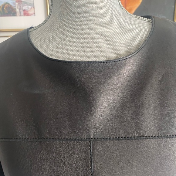 Max Mara Weekend short leather dress. - Picture 2 of 10